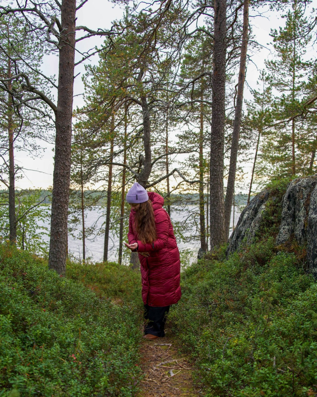 Essi Light Down Red Wine