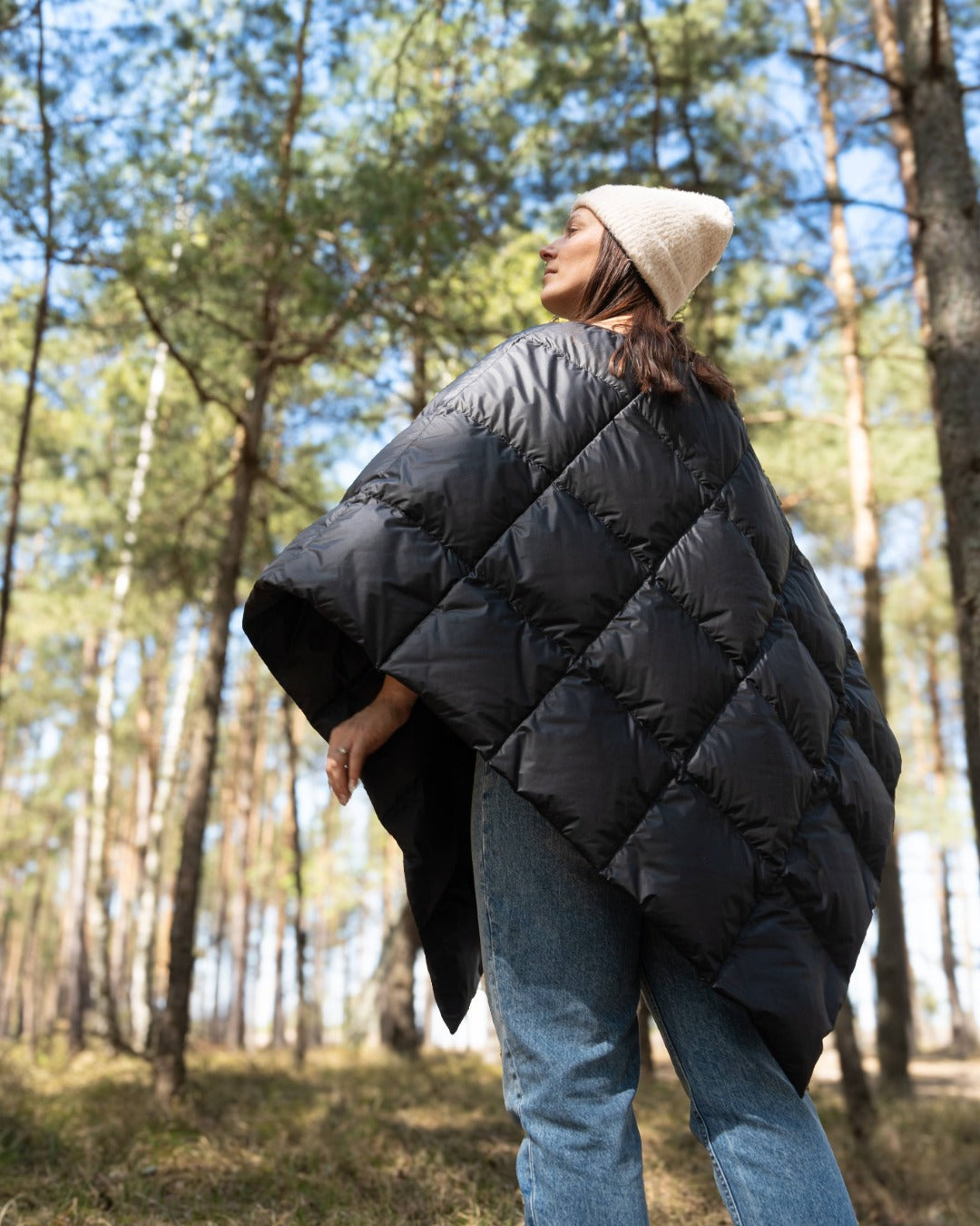 Otava Down Poncho Charcoal Black