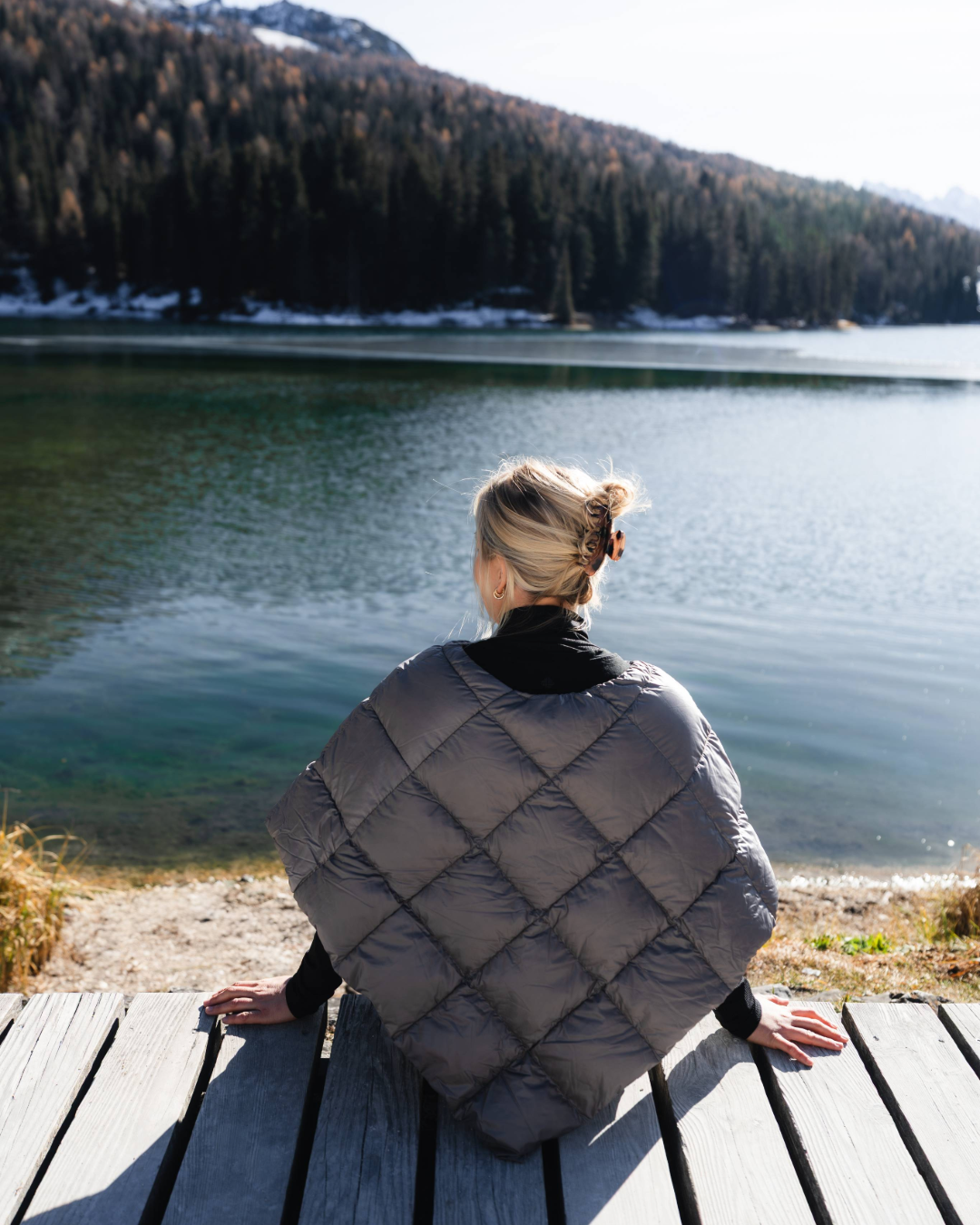 Unelma Down Poncho Twilight Grey