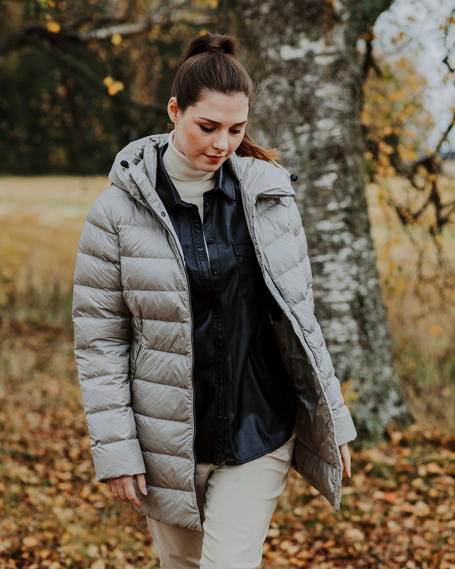 Joutsen Ruut Light Down Coat Champagne