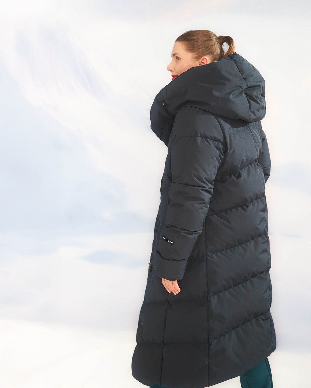 Aino Down Coat Black Onyx