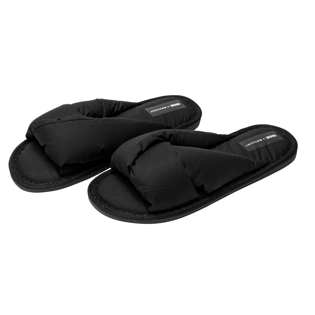 Helmi Down Slippers - Joutsen - Black