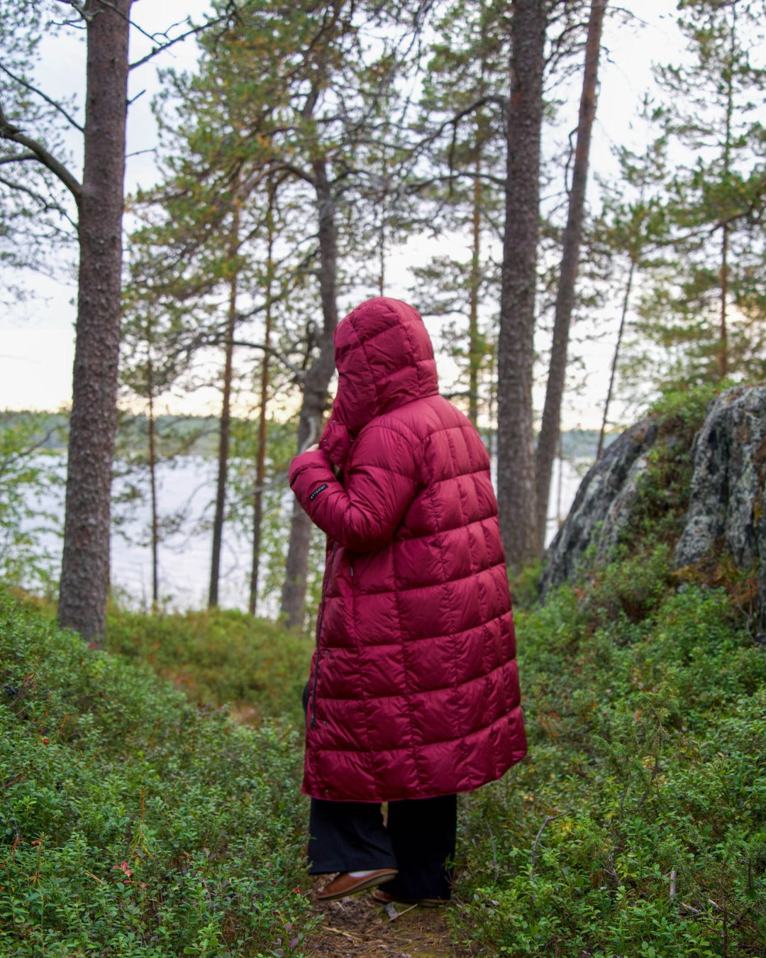 Essi Light Down Red Wine