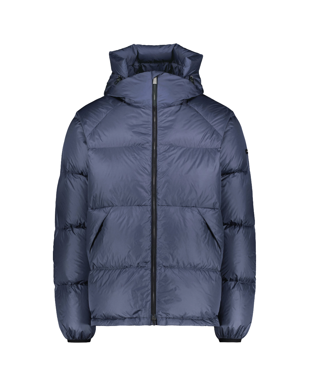 Blue (color: Storm) Huurre down coat is a short model with wide horizontal quilting, a front zipper, and hood with drawstrings.