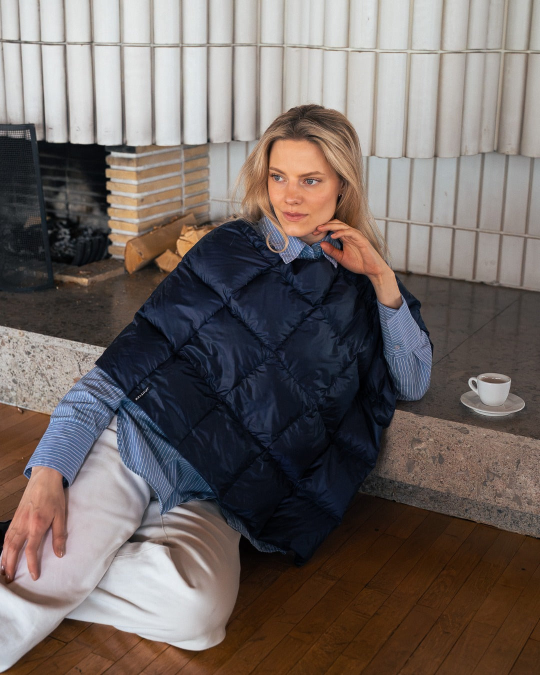 Unelma Down Poncho Honeyberry