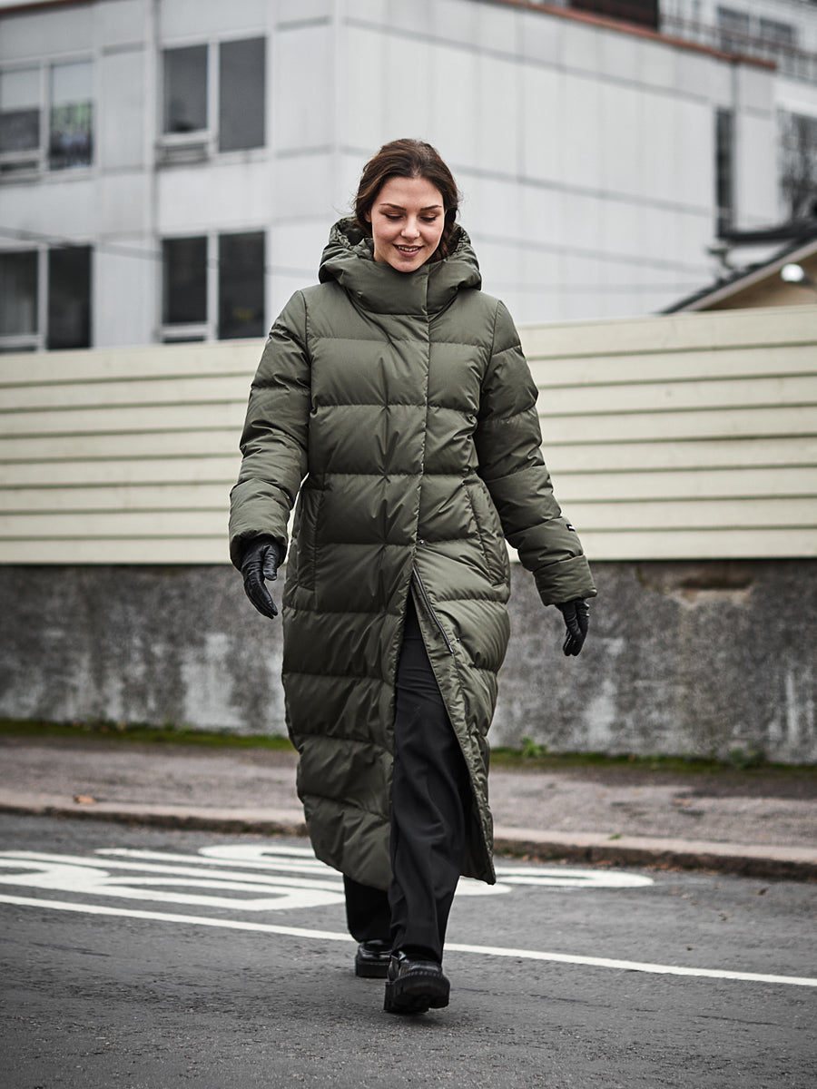 Down in coats Outlet