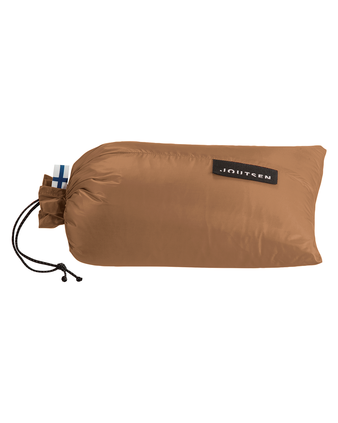 The brown Kulkuri down blanket (color: hazelnut) is packed in a matching storage bag.